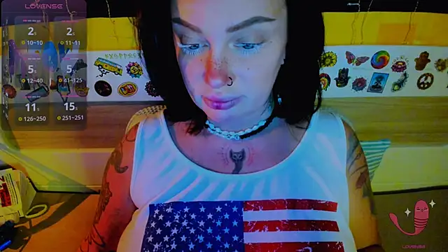 Snapshot of EllieOz chatting on November 2025 02:49:01 PM EllieOz online show from November 2025 02:49:01 PM