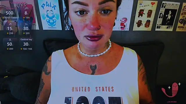 EllieOz online show from April 2026 02:41:02 PM