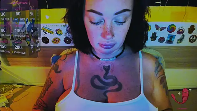 EllieOz online show from December 2025 02:28:02 PM