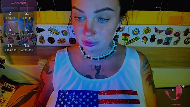 Snapshot of EllieOz chatting on November 2025 03:26:02 PM EllieOz online show from November 2025 03:26:02 PM