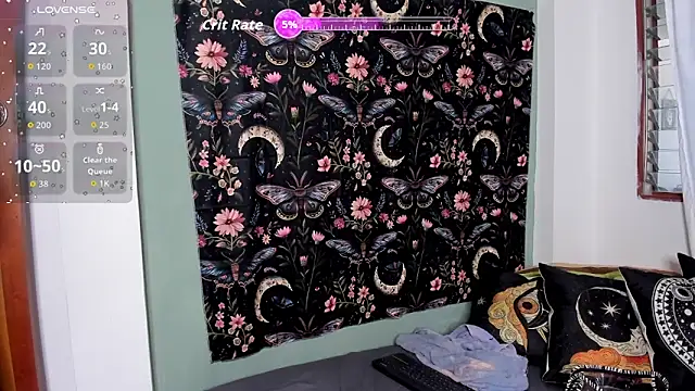 Marinnett11 online show from September 2025 01:53:02 PM