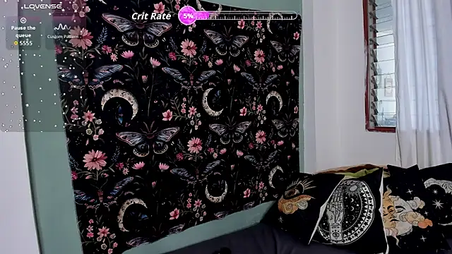 Marinnett11 online show from October 2025 02:29:01 PM