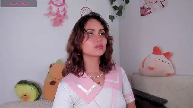 Snapshot of Violette-Ramirez01 chatting on October 2025 09:11:02 PM Violette-Ramirez01 online show from October 2025 09:11:02 PM