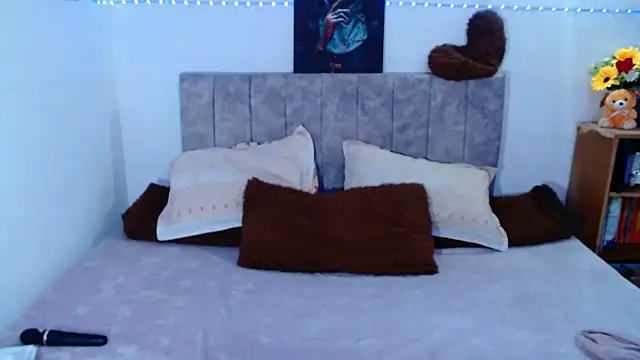 JossieGrey online show from October 2025 03:32:01 AM