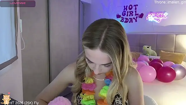 Miss Aliannaa online show from May 2026 05:18:02 PM
