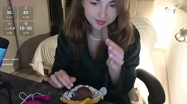 Miss Aliannaa online show from December 2024 11:34:02 PM