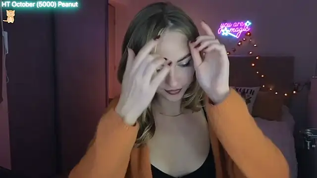 Miss Aliannaa online show from October 2025 07:59:02 PM