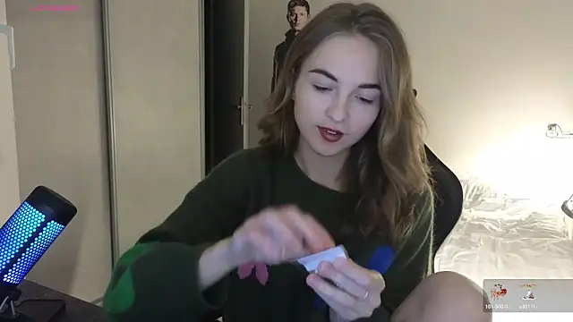 Miss Aliannaa online show from December 2024 07:17:01 PM