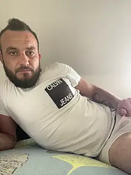 cosmin9000 online show from June 2026 09:36:01 AM