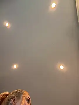 Stella-Kink online show from March 2026 01:49:01 PM