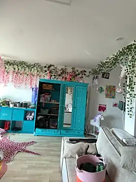 Stella-Kink online show from March 2026 02:06:02 PM