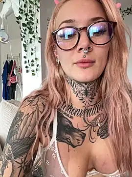 Snapshot of Stella-Kink chatting on October 2025 02:16:02 PM Stella-Kink online show from October 2025 02:16:02 PM