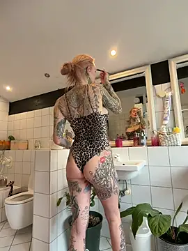 Snapshot of Stella-Kink chatting on February 2026 11:12:01 AM Stella-Kink online show from February 2026 11:12:01 AM