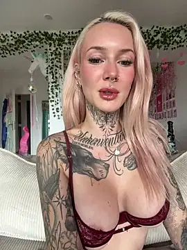 Snapshot of Stella-Kink chatting on June 2026 02:17:02 PM Stella-Kink online show from June 2026 02:17:02 PM