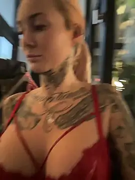 Snapshot of Stella-Kink chatting on December 2025 03:13:02 PM Stella-Kink online show from December 2025 03:13:02 PM