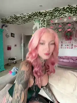 Stella-Kink online show from June 2026 02:18:02 PM