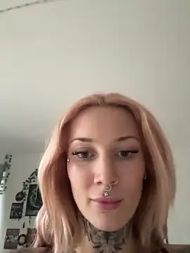 Snapshot of Stella-Kink chatting on December 2025 10:14:02 AM Stella-Kink online show from December 2025 10:14:02 AM