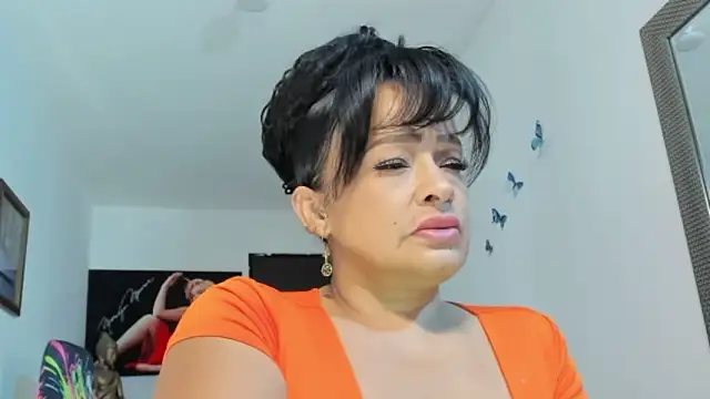 seleneh online show from March 2026 07:41:01 PM