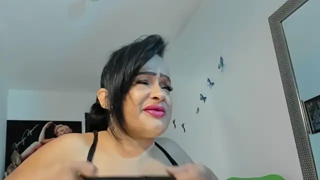 seleneh online show from April 2026 07:39:02 PM