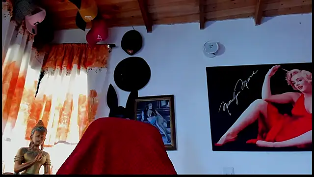 Snapshot of seleneh chatting on September 2025 04:56:01 PM seleneh online show from September 2025 04:56:01 PM