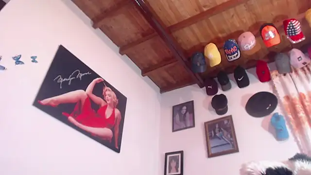 Snapshot of seleneh chatting on March 2025 08:03:02 PM seleneh online show from March 2025 08:03:02 PM