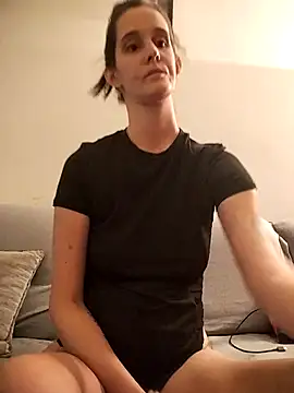 LauraBaby online show from October 2025 05:12:02 PM