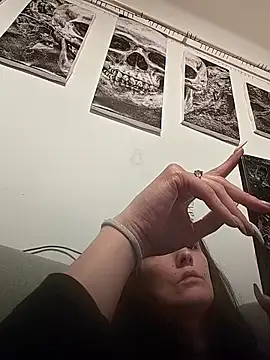 LauraBaby online show from March 2026 07:37:01 PM