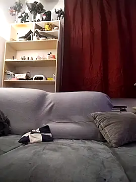 LauraBaby online show from November 2025 08:56:01 PM