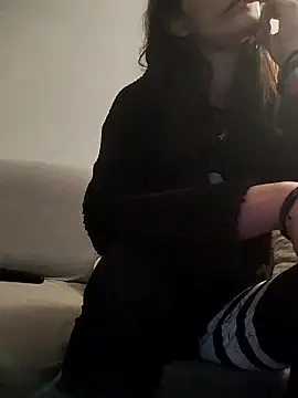 LauraBaby online show from November 2025 10:13:01 PM