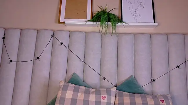 nahomi campbell online show from April 2026 08:26:02 PM