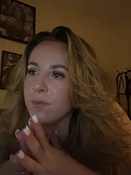 Snapshot of Miss_emilee chatting on December 2025 10:48:01 PM Miss emilee online show from December 2025 10:48:01 PM