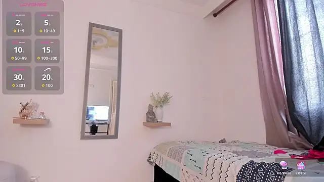 Amina hafsa online show from November 2025 07:39:01 PM