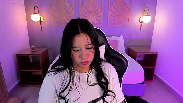 Snapshot of majo_rosse_ chatting on September 2025 07:03:01 PM majo rosse online show from September 2025 07:03:01 PM