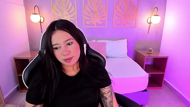 Snapshot of majo_rosse_ chatting on September 2025 07:02:01 PM majo rosse online show from September 2025 07:02:01 PM