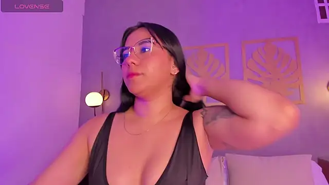 majo rosse  online show from May 2026 07:13:02 PM