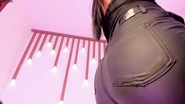 majo rosse  online show from February 2026 07:16:01 PM