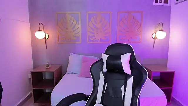 Snapshot of majo_rosse_ chatting on September 2025 09:08:02 PM majo rosse online show from September 2025 09:08:02 PM