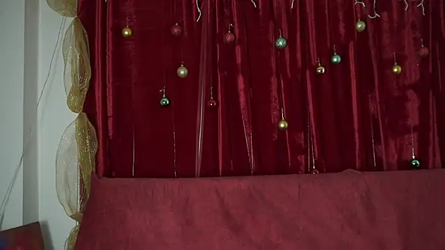 roselinedior online show from December 2025 02:06:02 PM