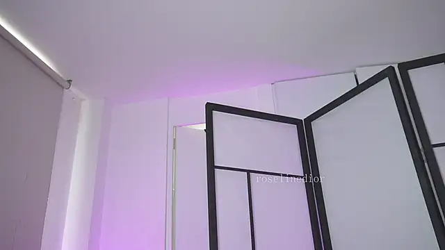 roselinedior online show from March 2026 01:51:03 PM