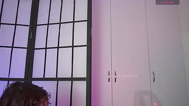 roselinedior online show from April 2026 03:13:01 PM