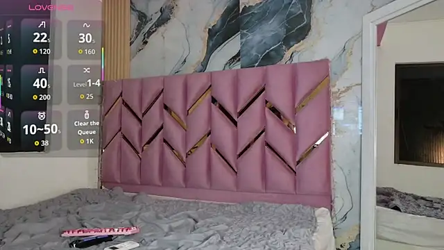 daddyissuesss  online show from October 2025 07:35:01 PM