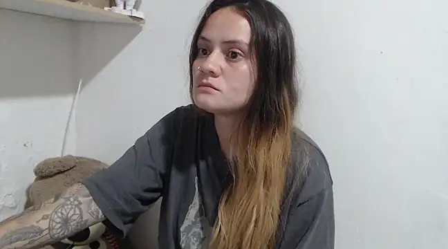 Snapshot of mia_sepulveda_ chatting on February 2025 03:40:01 AM mia sepulveda online show from February 2025 03:40:01 AM