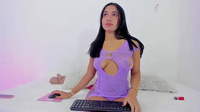 natashaa evans online show from June 2026 03:59:02 AM