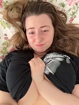 curvyflawless online show from March 2026 08:27:01 AM