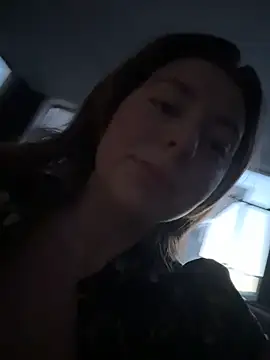 curvyflawless online show from April 2026 03:57:01 PM