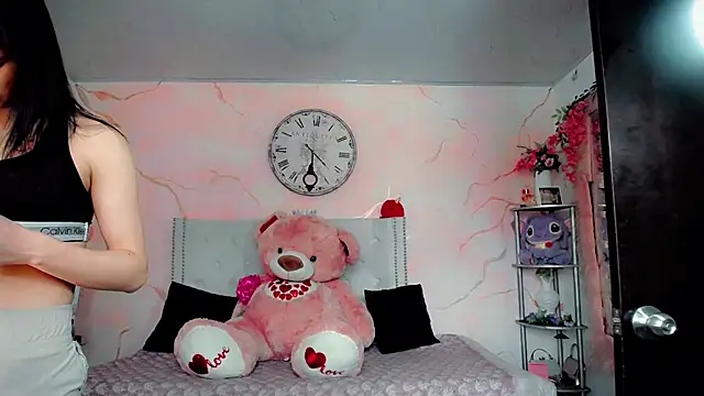 maria camilacms online show from March 2026 06:12:01 PM