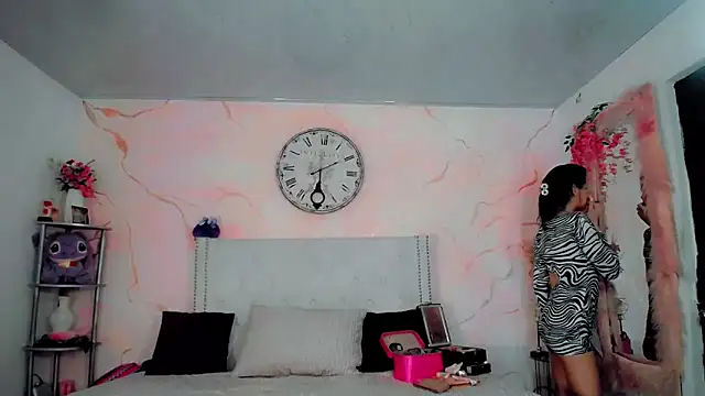 maria camilacms online show from April 2026 06:14:02 PM