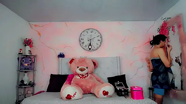 maria camilacms online show from March 2026 06:06:02 PM