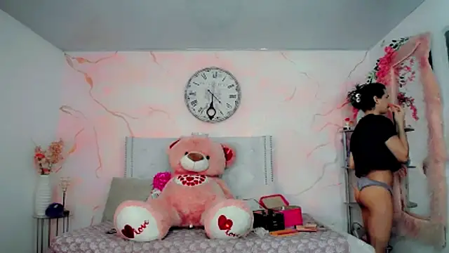 Snapshot of maria_camilacms chatting on February 2026 06:09:02 PM maria camilacms online show from February 2026 06:09:02 PM