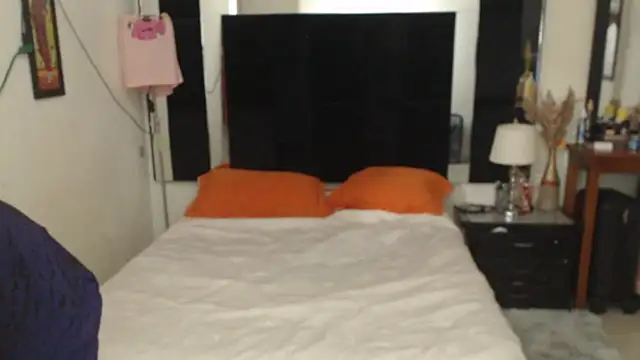 CATRINA-83 online show from November 2025 05:28:02 PM